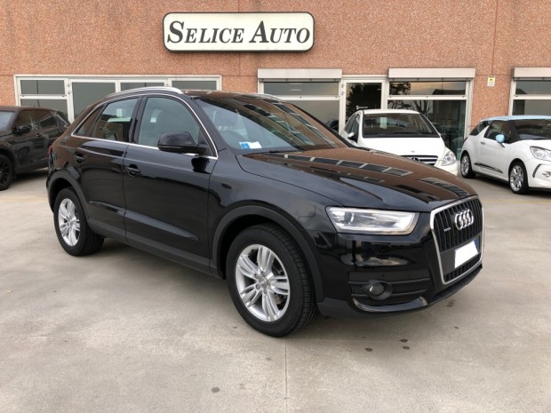 Audi Q 3 (27) Audi Q 3 (27)