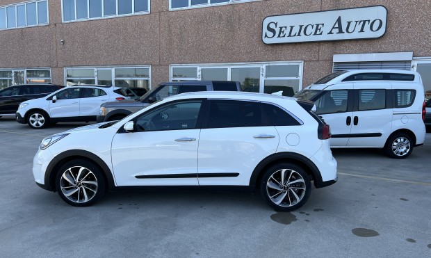 Kia Niro (4) kia buona Kia Niro (4) kia buona