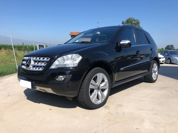 Mercedes ML 280 CDI Sport (13) Mercedes ML 280 CDI Sport (13)