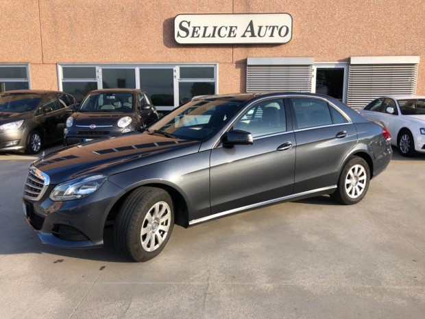 Mercedes classe E (19) Mercedes classe E (19)