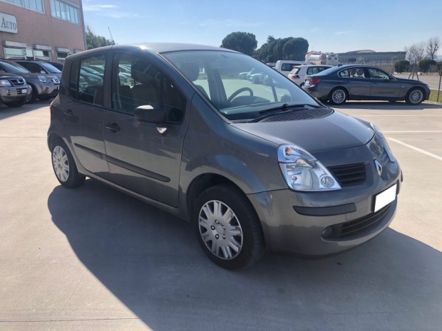 RENAULT MODUS (1) RENAULT MODUS (1)