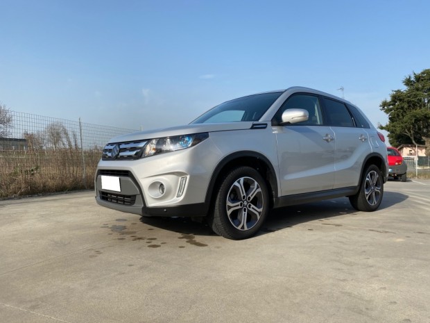 Suzuki Vitara (2) Suzuki Vitara (2)