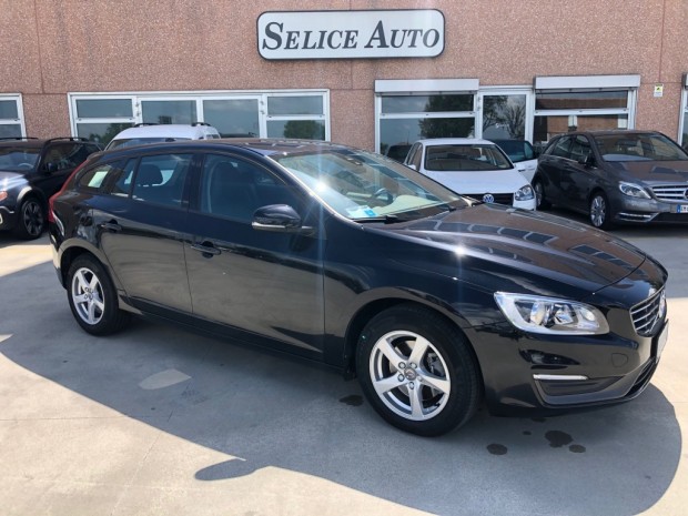 Volvo V 60 (5) Volvo V 60 (5)